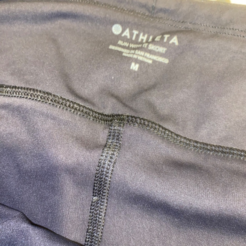 Athleta size small run with it skort black Excellent condition - Picture 2 of 11